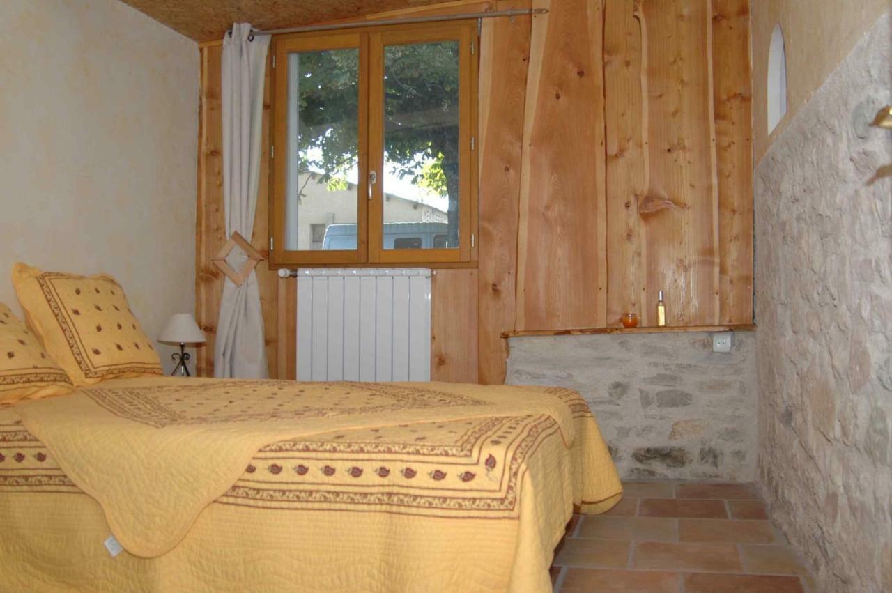 Gite Provence Luberon -Paca- Acces Pmr-Ancv Revest-des-Brousses Extérieur photo